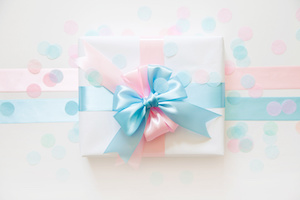 Köp babyshowerpresent billigare online